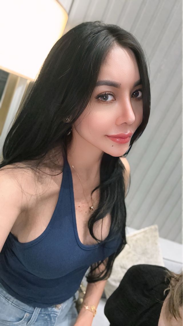 Cindy, a verified BonBon host in Kuala Lumpur
