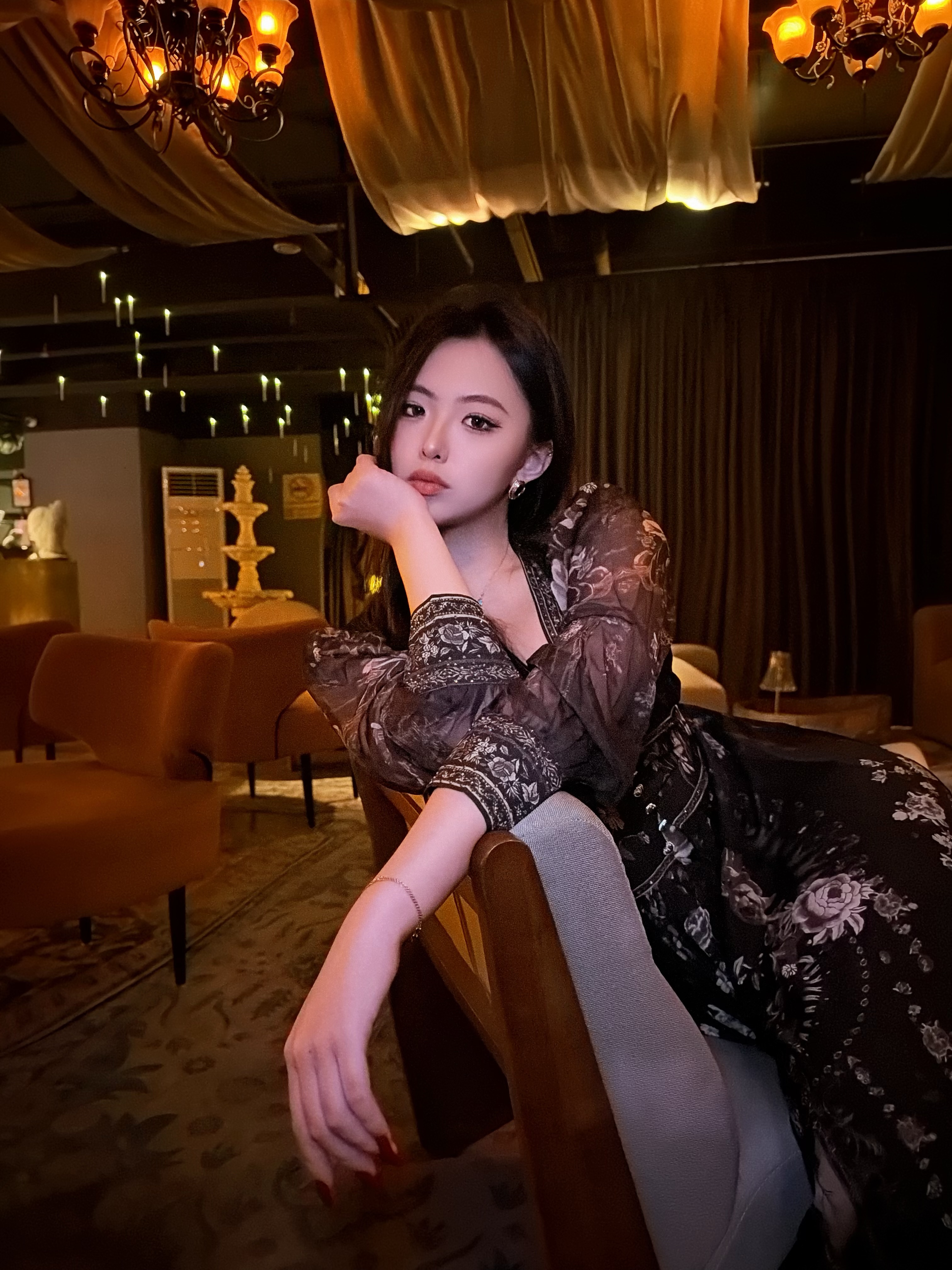 Sally, 黑风洞 인증 캐스트