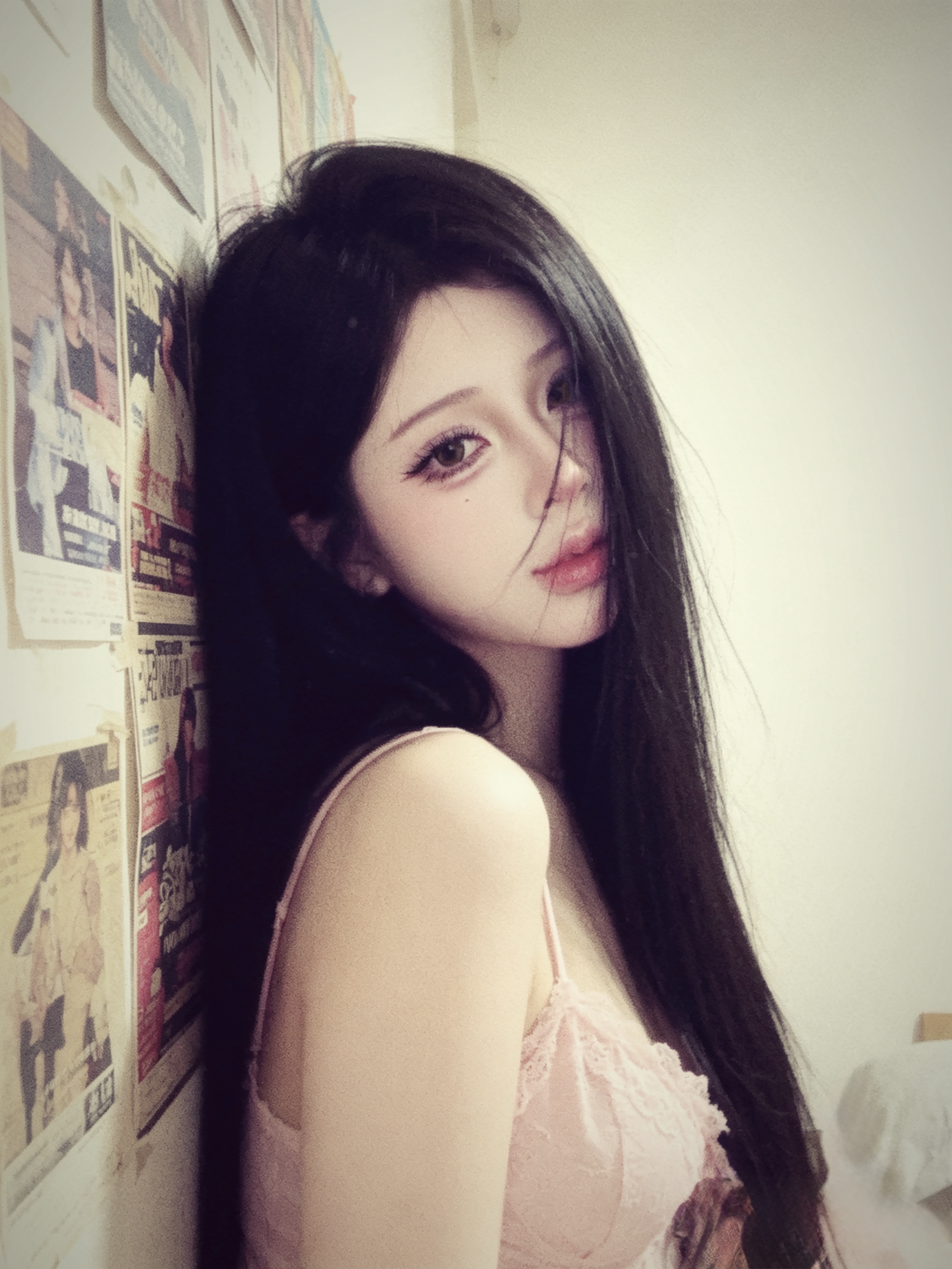 Dollie, 吉隆坡 인증 캐스트