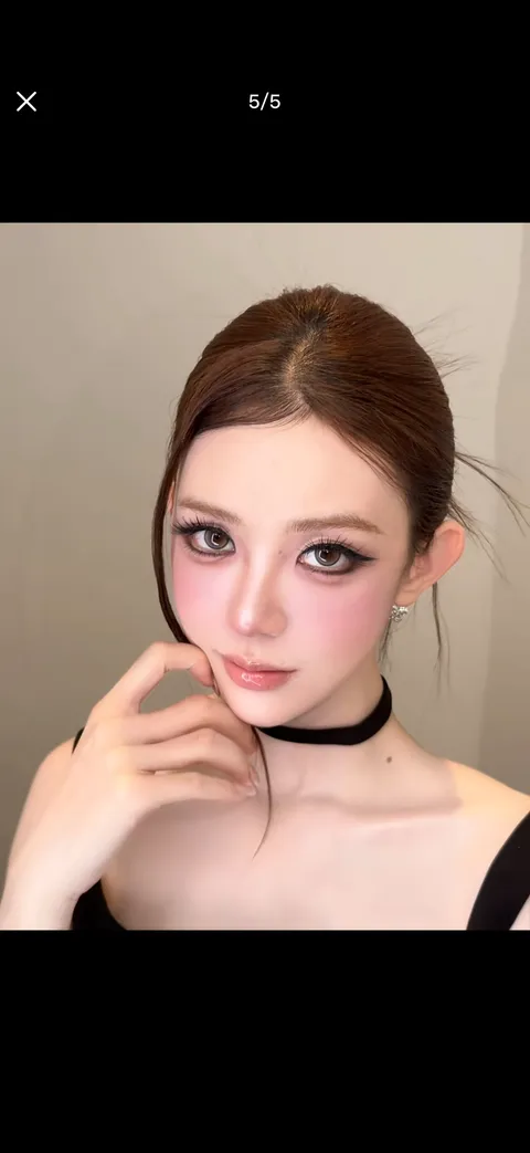 Lucia, 쿠알라룸푸르 인증 캐스트